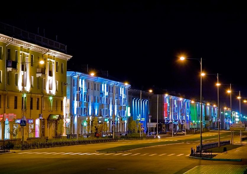 Население города ангарска. Ангарск. Ангарск центр города. Ангарск Центральная улица. Ангарск Центральная площадь.