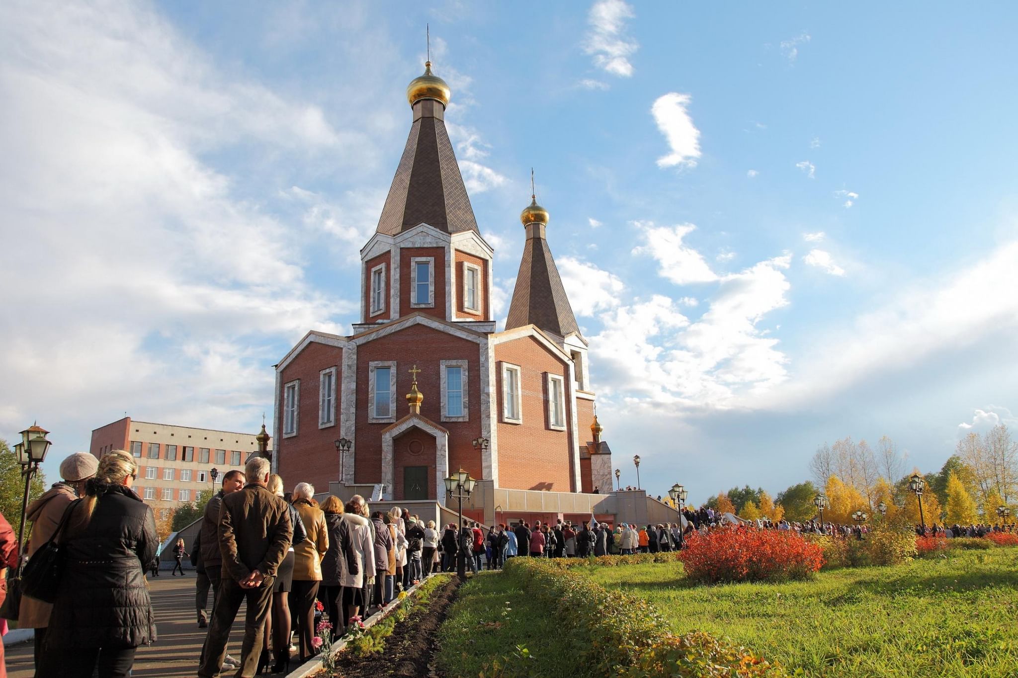 Храм в северске
