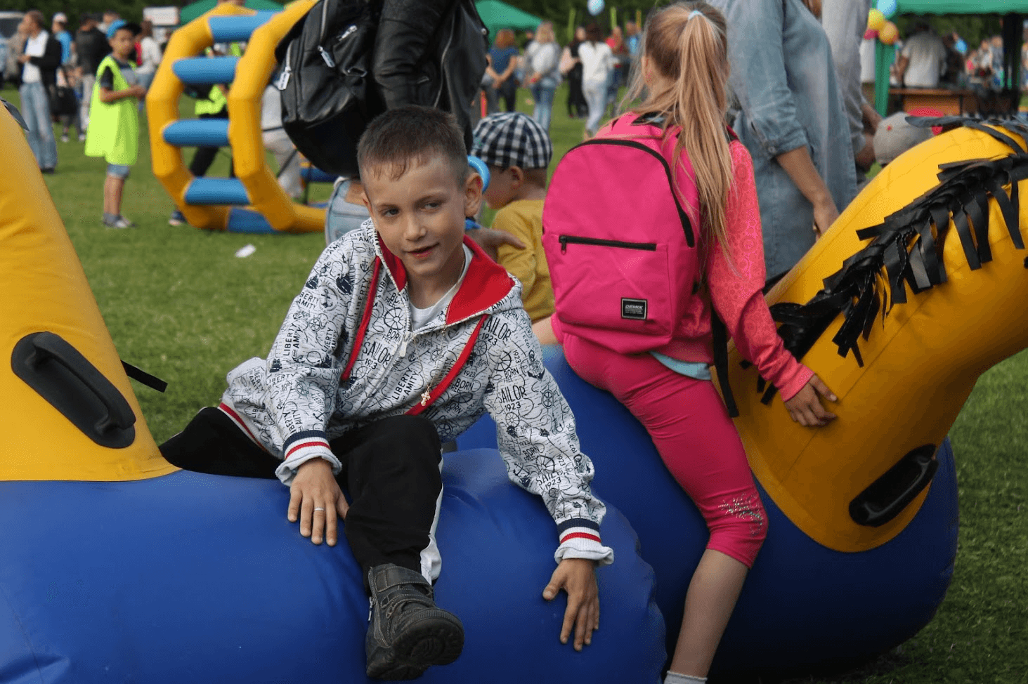 куда сходить в коломне с детьми. олимпик развлечения для детей. батутный центр космопарк коломна. развлекательный центр на коломенской. детские площадки в коломенском парке.