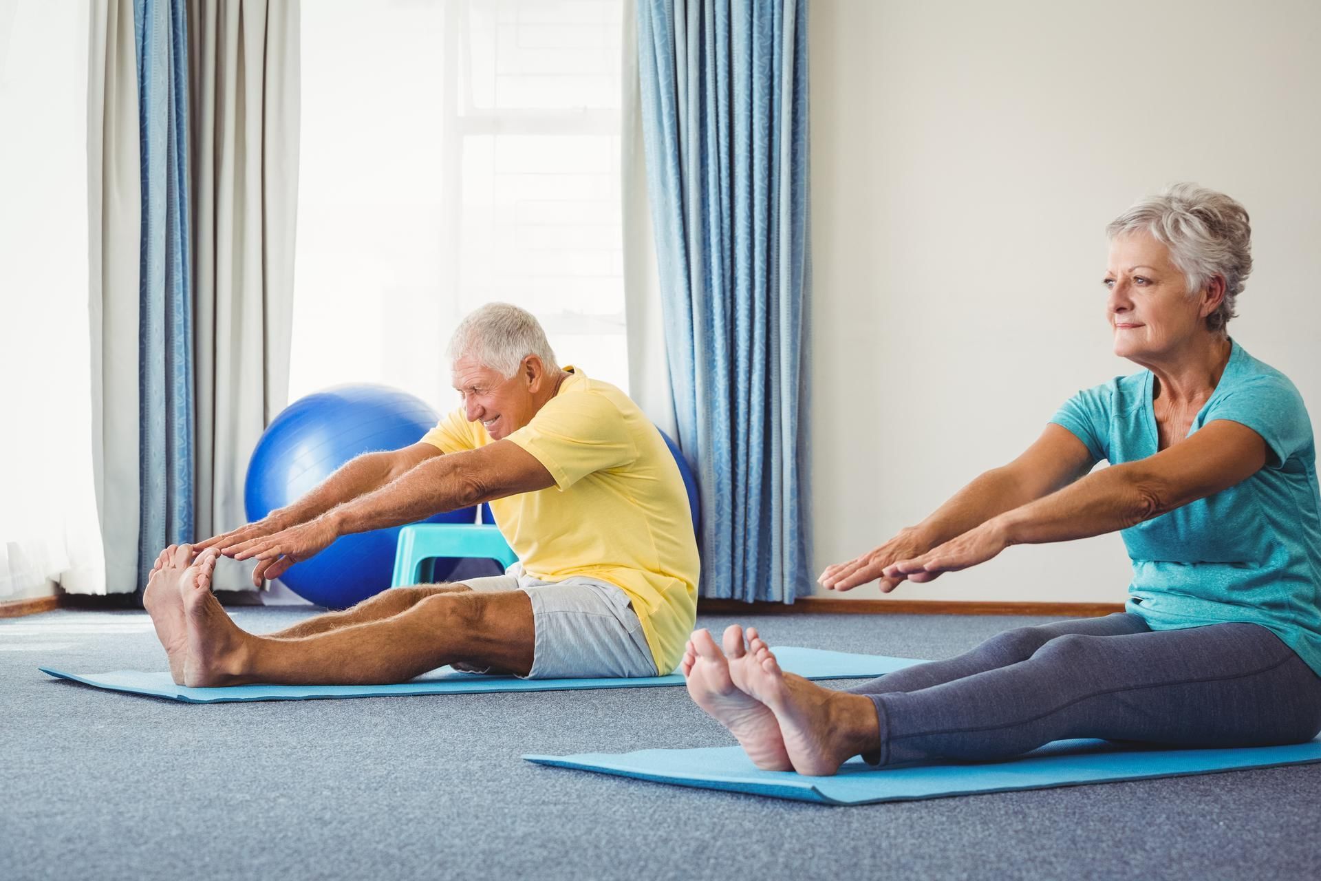 Активность долголетия. Физкультура для пожилых людей. Упражнения для пожилых. Лечебная гимнастика для пожилых.
