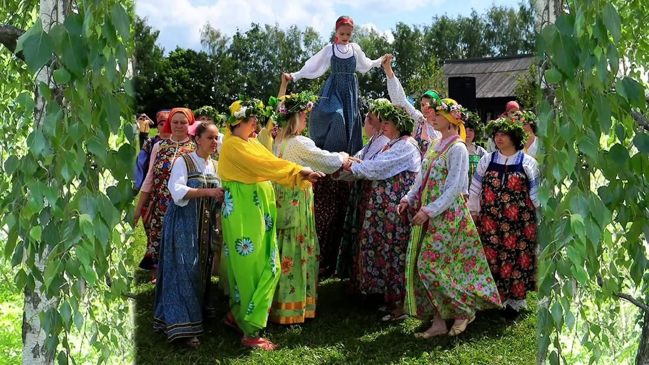 Праздник с березовыми букетами. Семик и Троица. Семик и Троица на Руси. Праздник Семик и Троица на Руси. Зеленые Святки Русальная неделя.