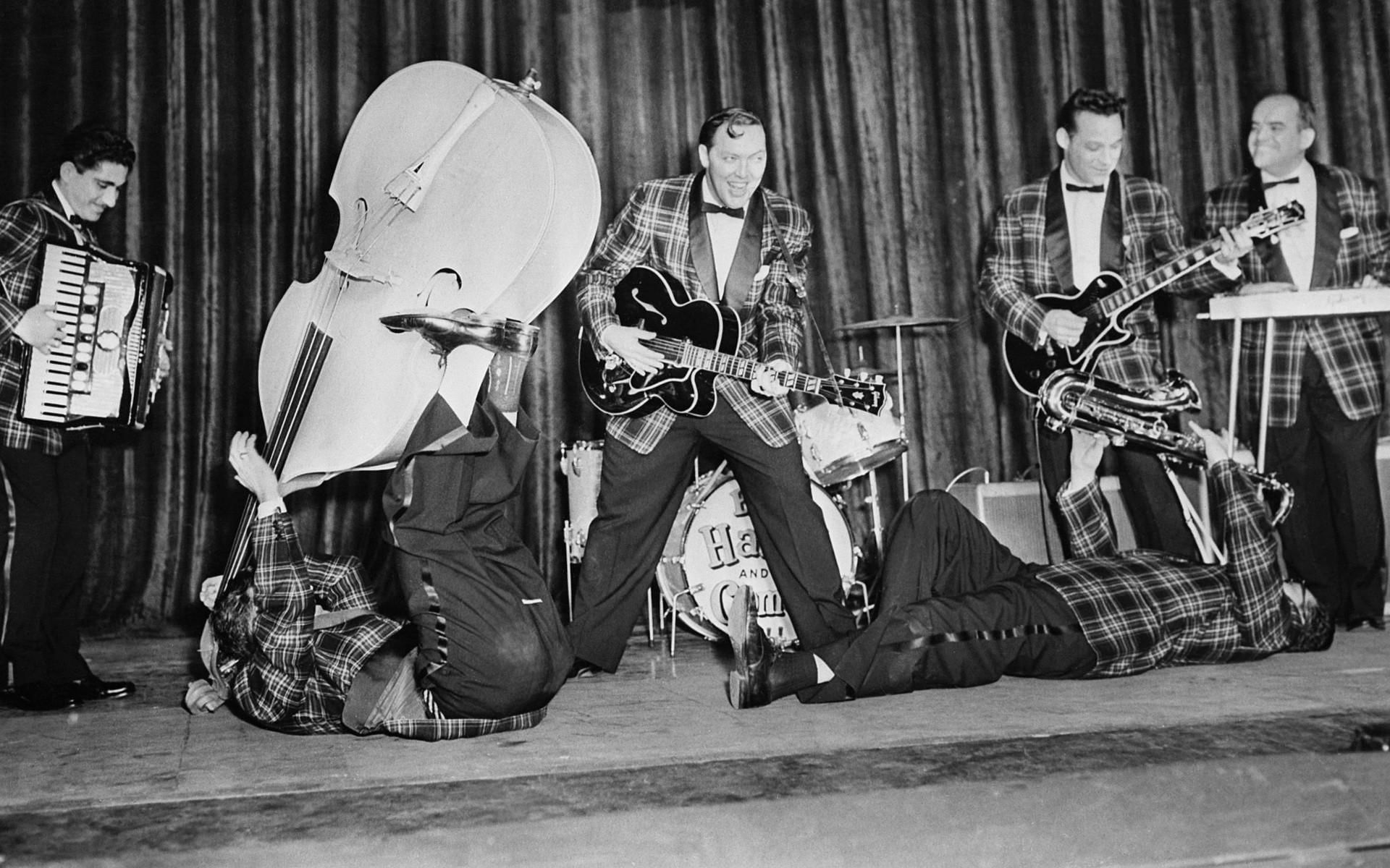 Рок н ролл 50. Bill Haley. Билл Хелли рок-н-ролл. Билл Хейли рокенрол. The Comets группа.