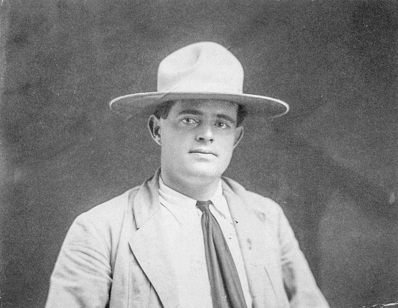 Jack london. Джек Лондон. Джек Лондон (1876-1916). Джек Лондон писатель. Джек Лондон в молодости.