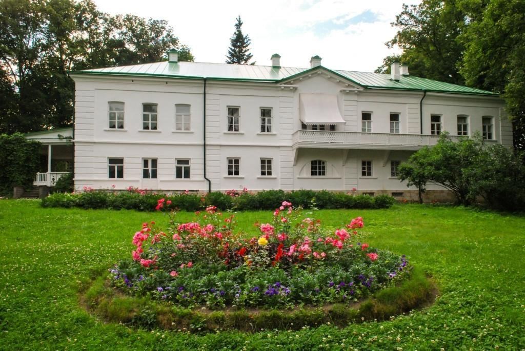 Картинка ясная поляна толстого