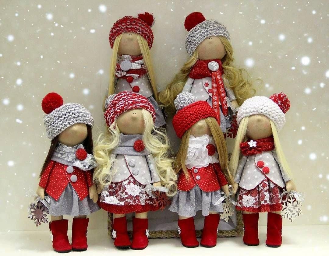 Christmas doll. Куклы интерьерные Наталья Гаязова. Новогодние куклы интерьерные. Новогодние текстильные куклы. Тряпичные новогодние куклы.