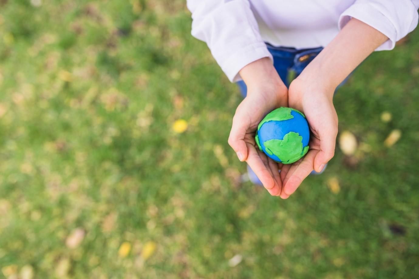 Идеи для экологии. Экология дети творчество. Environmental Protection. Celebrate Earth Day. Earth Day photos