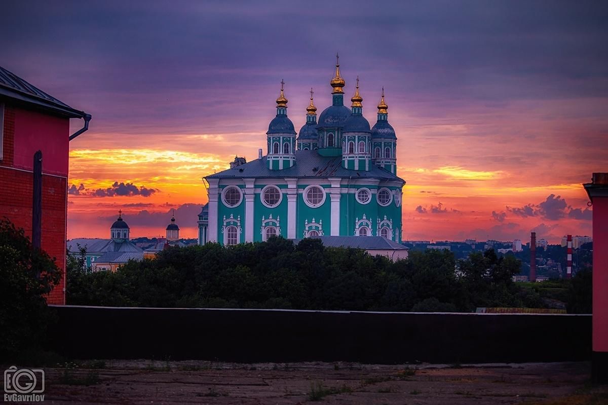 Смоленский Успенский собор вечер