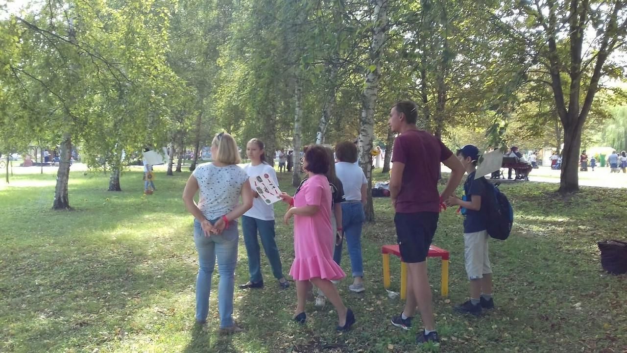 Аллея квестов. Глуховка Белгородская область детский парк. Аллея семьи село Глуховка. Парк славы село Глуховка. Аллея трудовой славы в парке русский лес п. Майский.