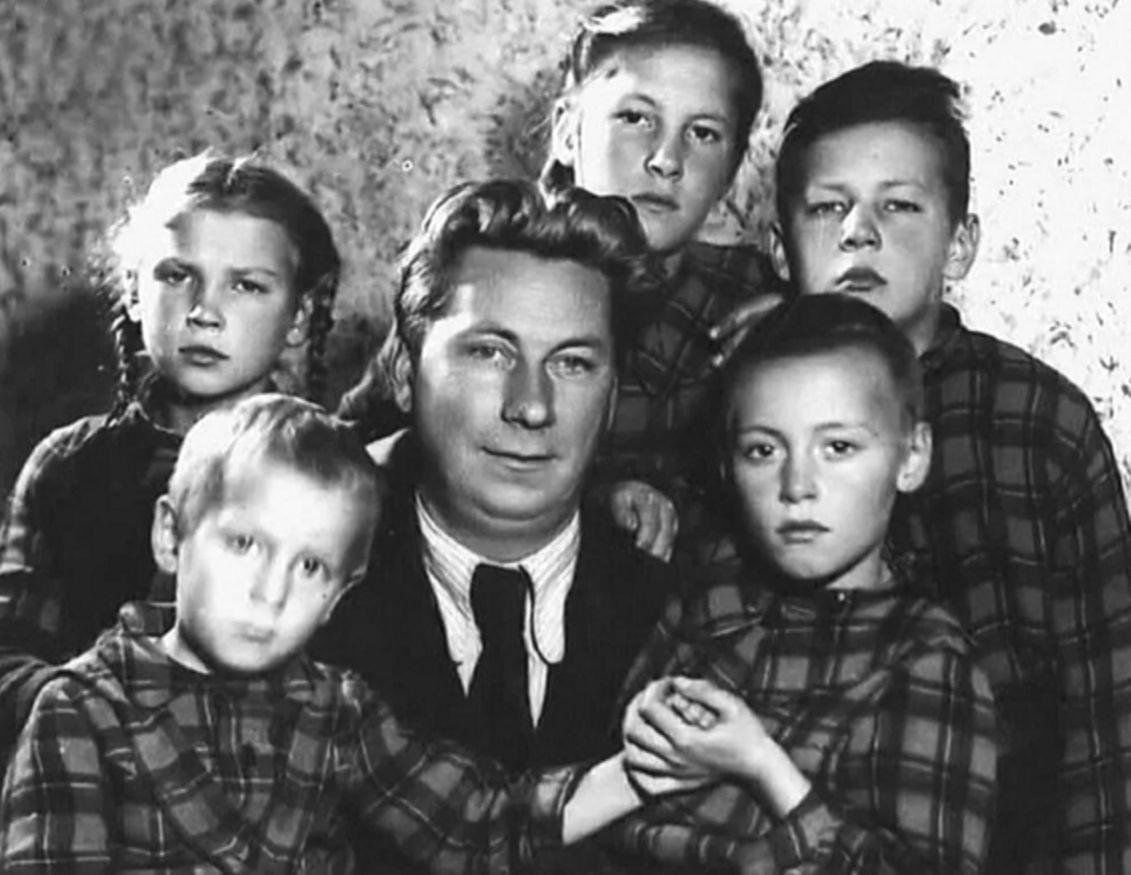 Ирина мейерхольд биография личная жизнь Лекторий "Василий Меркурьев: Настоящий человек" 2024, Пенза - дата и место прове
