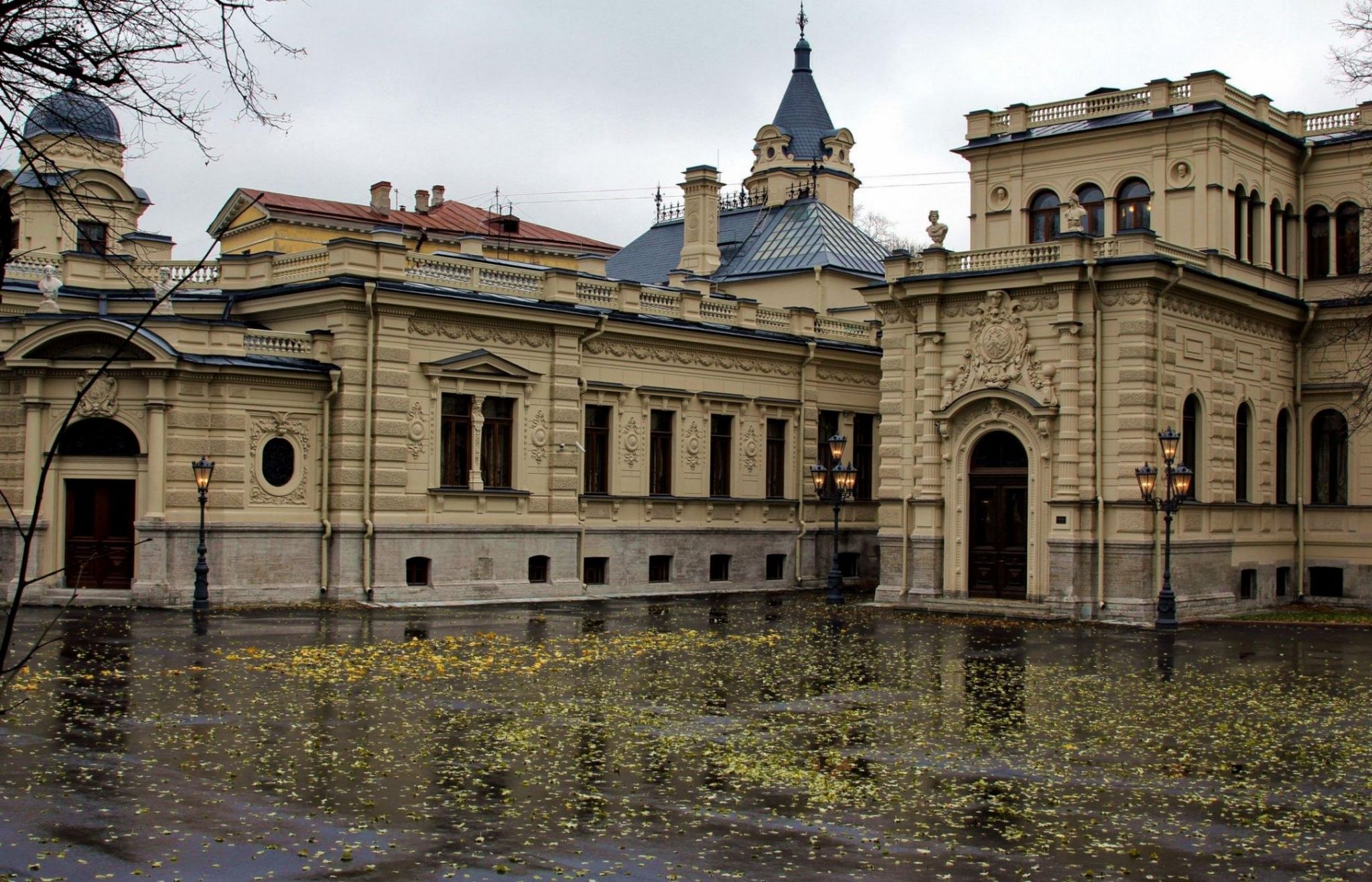 особняки санкт петербурга