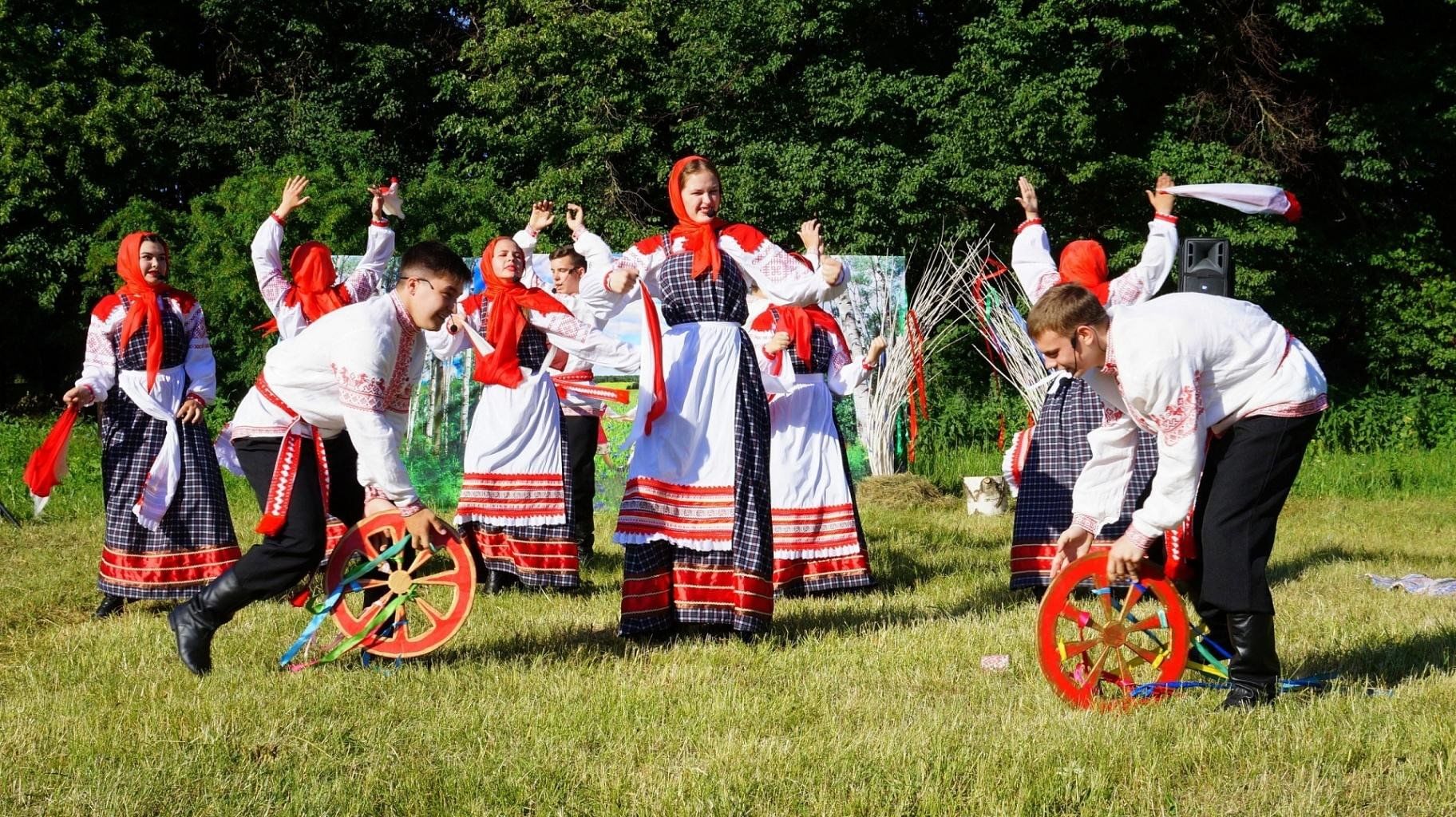 народный праздник описание фотографии