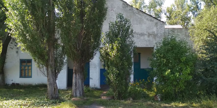 Основное изображение для учреждения Калиниченковский сельский дом культуры