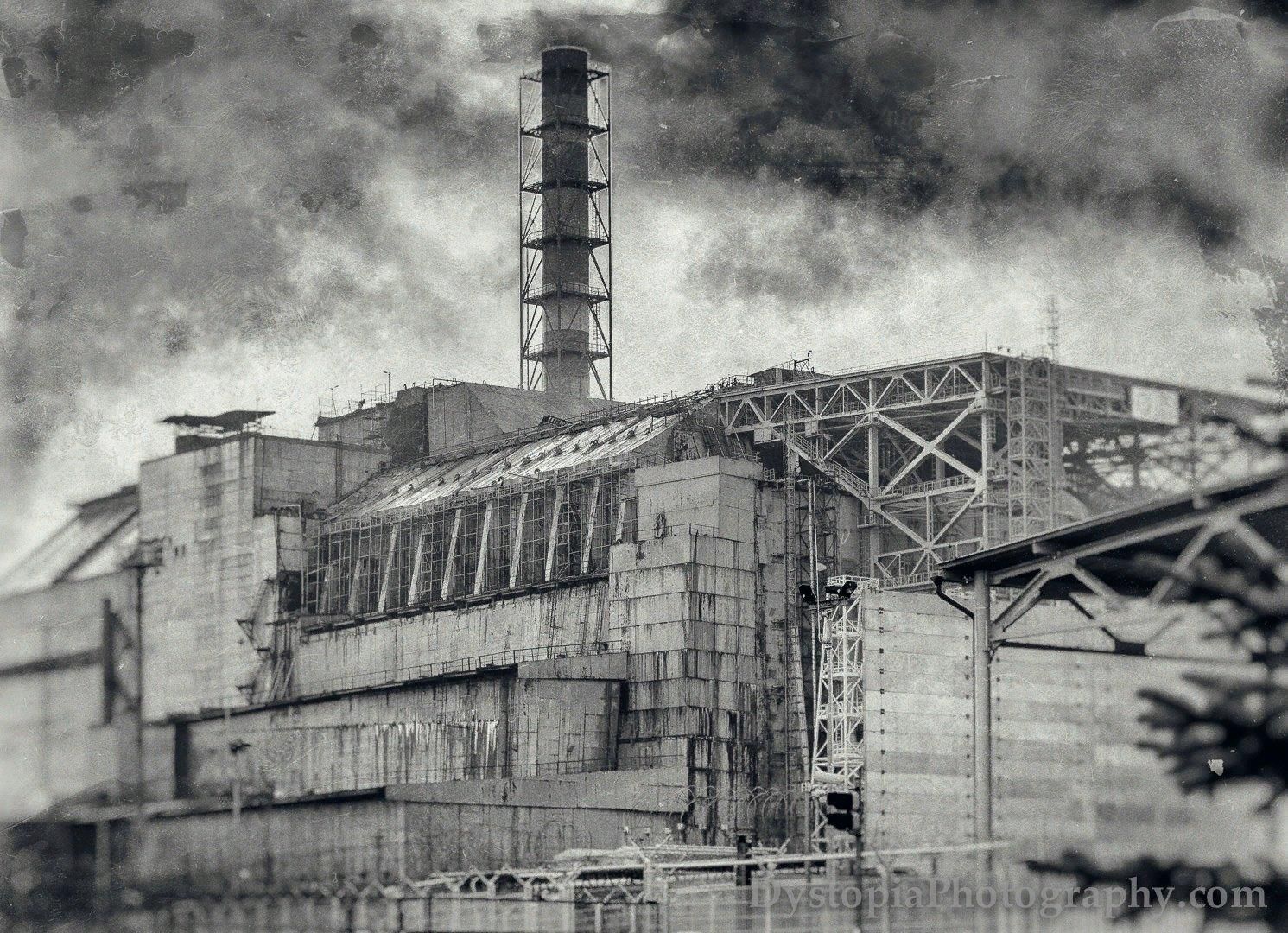 Черно аэс. Чернобыль ЧАЭС 4 энергоблок взрыв. ЧАЭС 26.04.1986. Атомная электро станция Чернобыль. 4 Энергоблок ЧАЭС 1986.