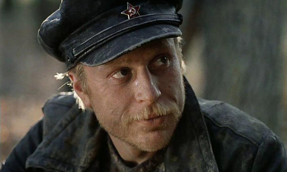 Чужой среди своих картинка