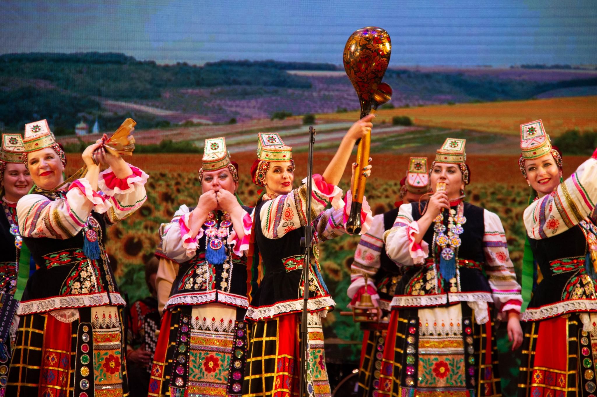 Концерт семья