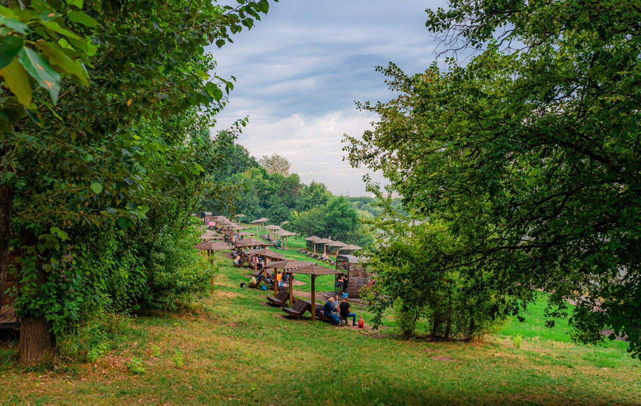 Зона отдыха «Борисовские пруды» — Москва. Подробная информация о парке ...