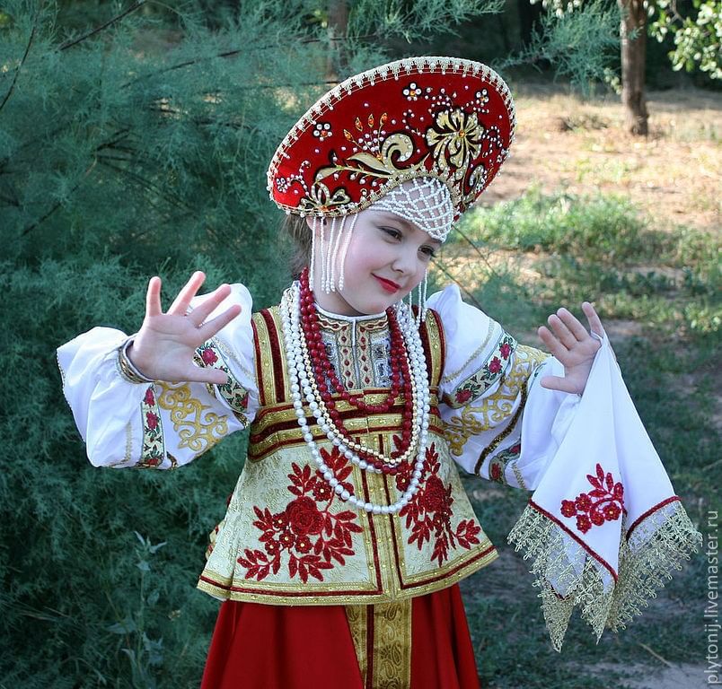 Картинка русский костюм