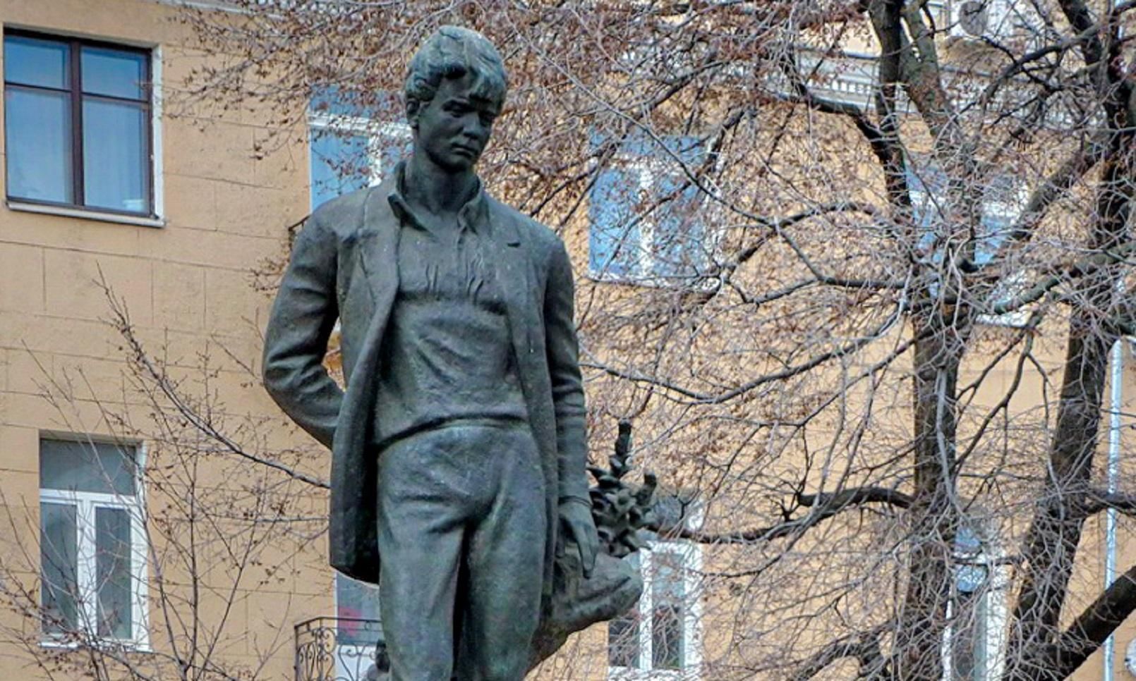 есенин памятник в москве