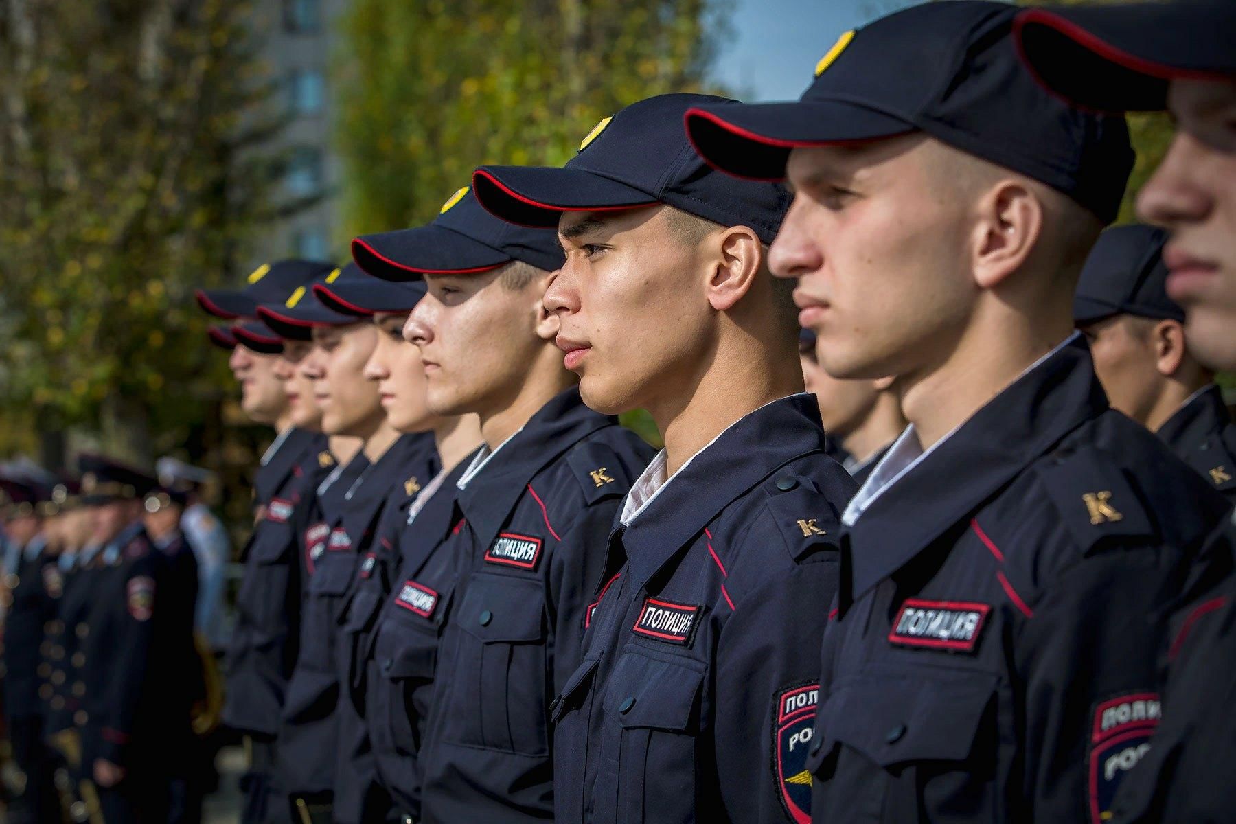 Органы внутренних дел 2012. Воронежский институт МВД РФ. Полиция России. Полицейский России. Курсанты МВД.