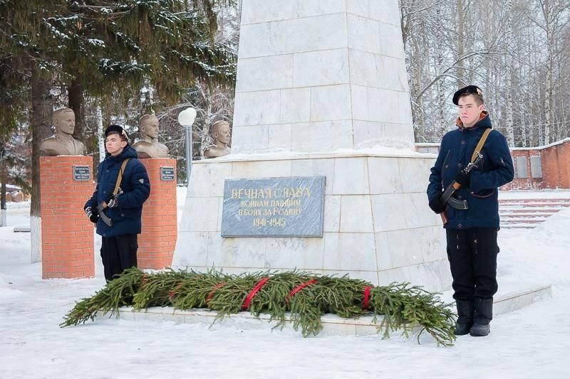 9 декабря состоится. Мемориал славы Тетюши. Памятник солдату. Вечный огонь Тетюши. Митинг Тетюши.