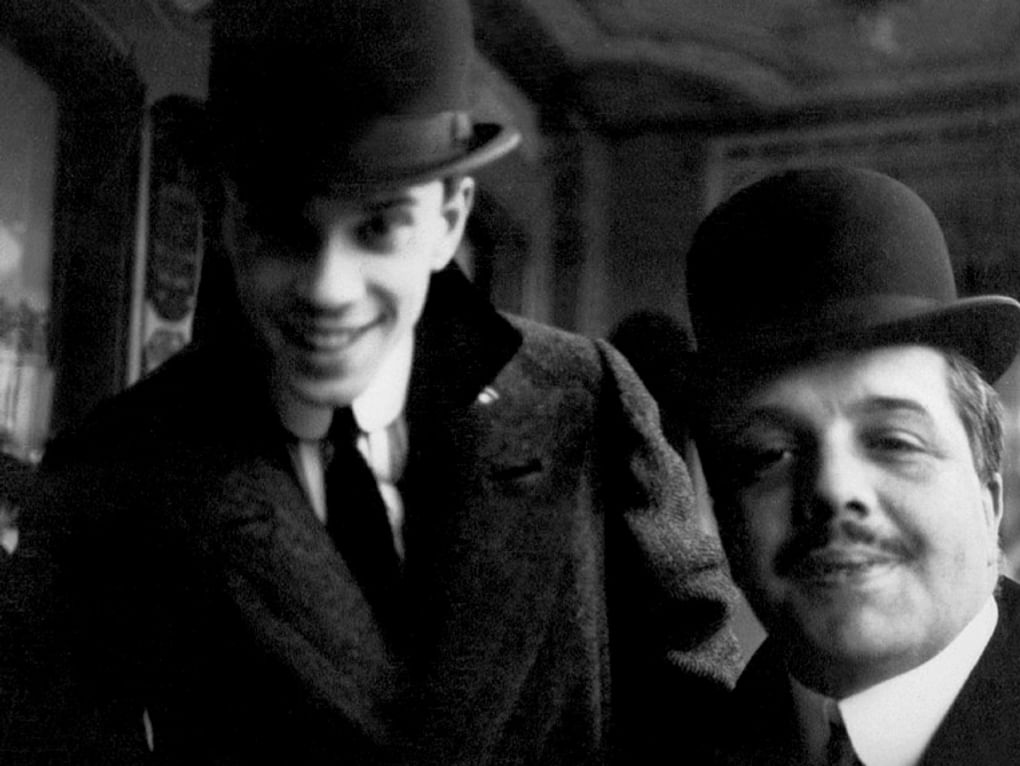 Вацлав Нижинский (слева) и антрепренер Сергей Дягилев. Ницца, Франция, 1911 год. Фотография из архива Александры Боткиной / <a href="https://russiainphoto.ru/" target="_blank">russiainphoto.ru</a>