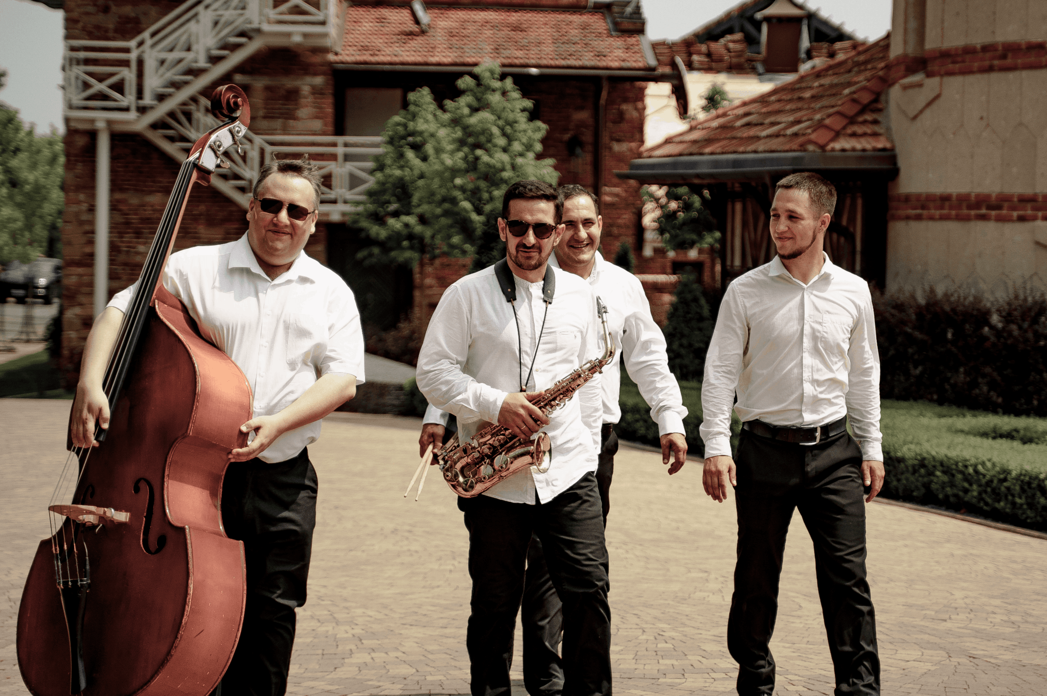 Джаз клуб эссе ростов