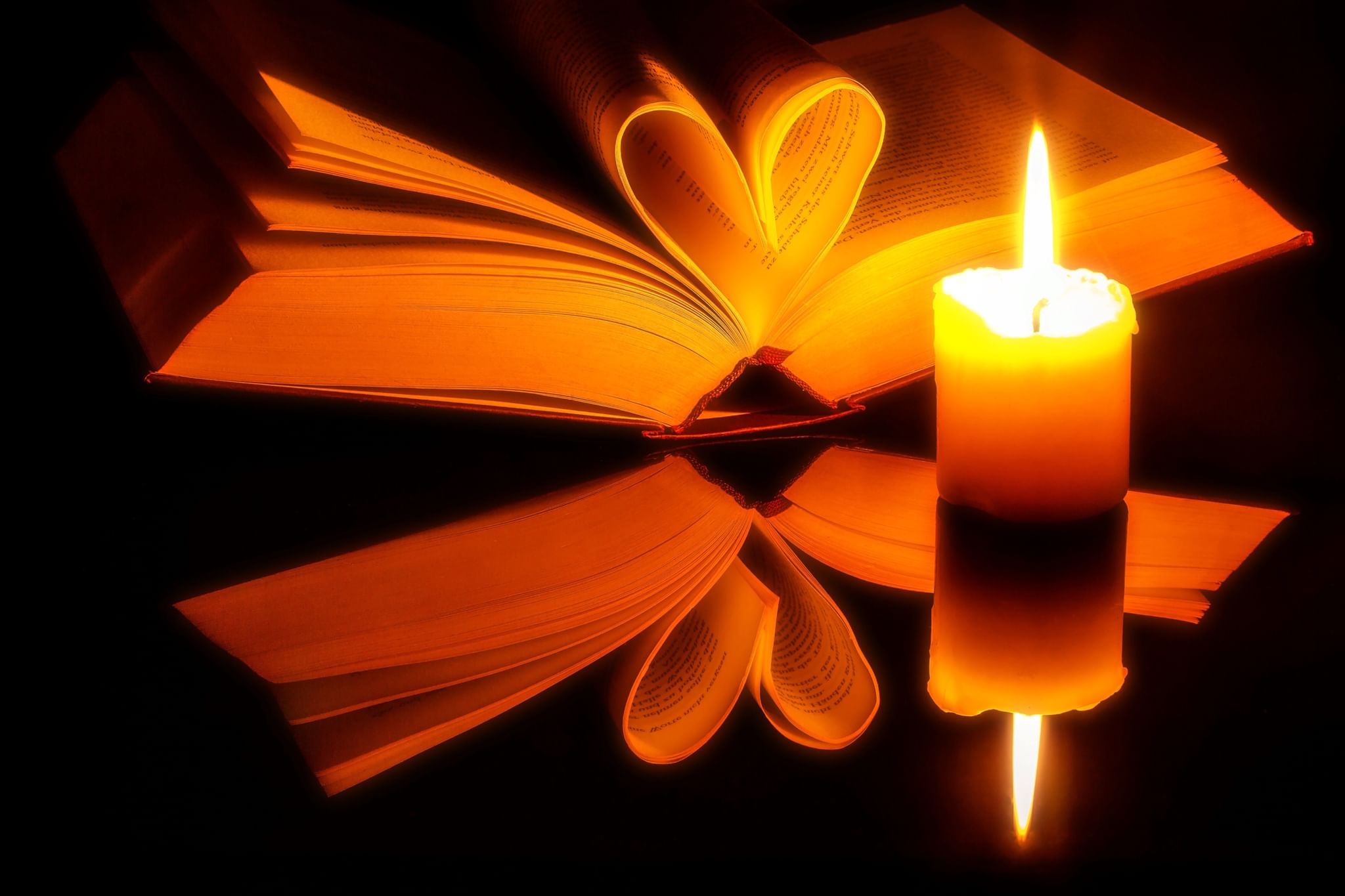 Книга и свеча