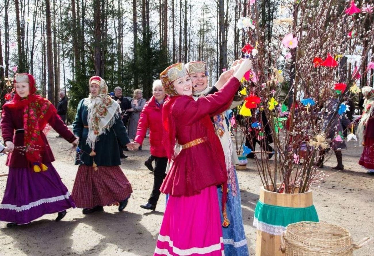 Весенние праздники