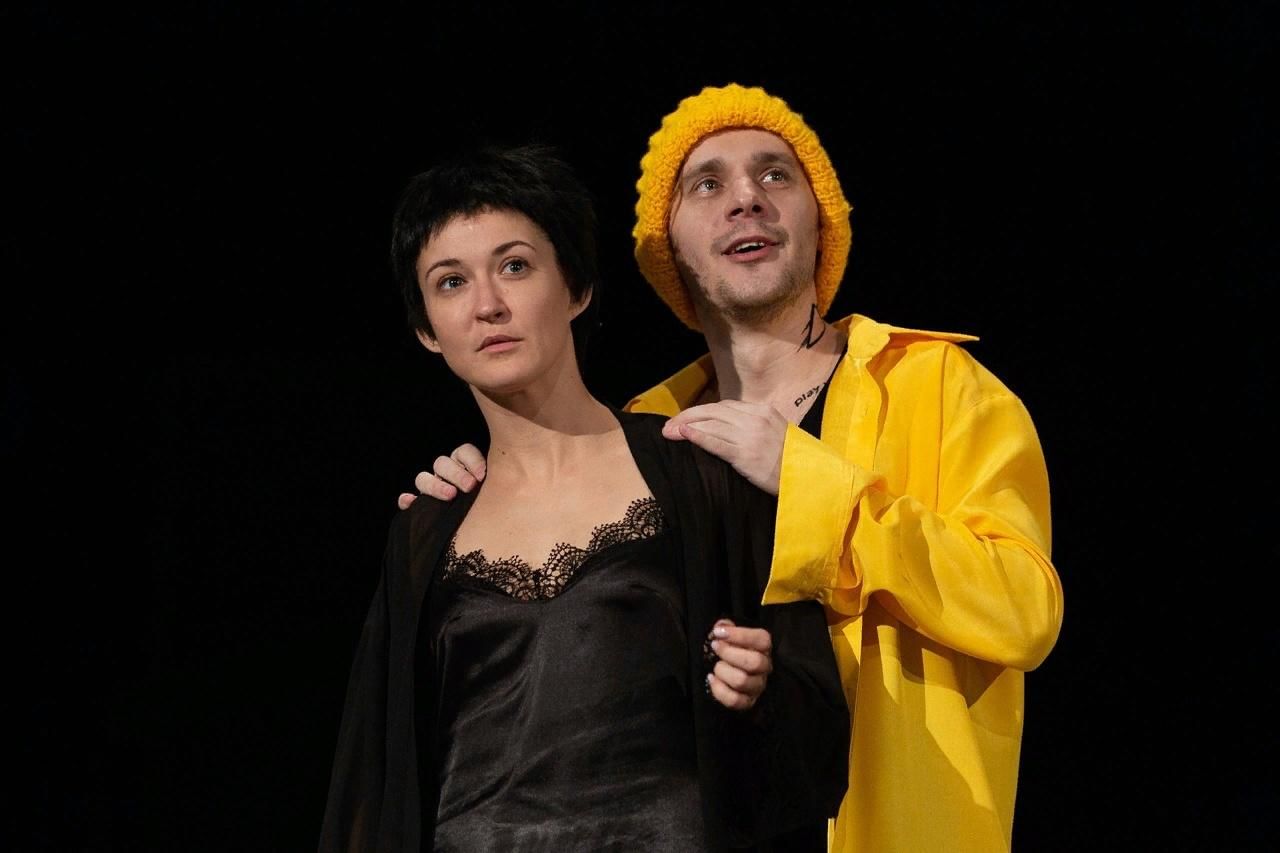 крик севастополь спектакль. крики из одессы молодежный театр. спектакля крик. крик лангусты спектакль вахтангова. крик лангусты спектакль.