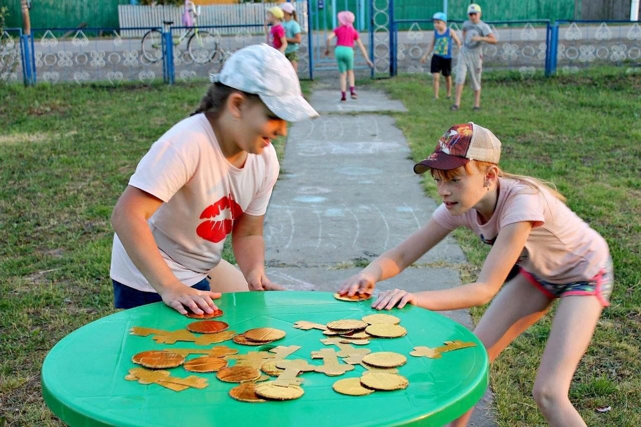 Золотой ключик избербаш. Игровая программа "путешествие по России". Квест игра для выпускников детского сада. Квест игра путешествие за золотым ключиком.