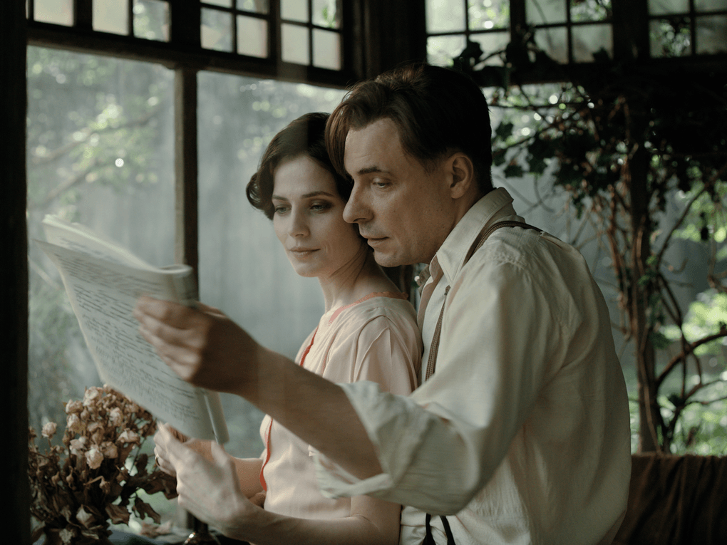 Кадр из художественного фильма Михаила Локшина «Мастер и Маргарита» (2024). Фотография: <a href="https://marsme.ru/voland" target="_blank">marsme.ru</a>