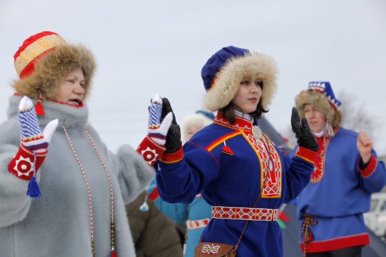 Финская культура. Национальный костюм саамов Мур. Национальный костюм саамов Мурманской. Коренной народ Кольского полуострова.