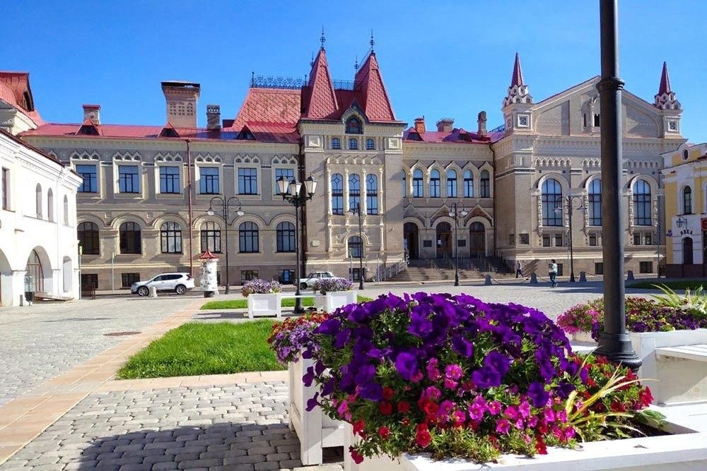 Рыбинский музей заповедник сайт. Рыбинский музей-заповедник. Рыбинск музей заповедник. Музей над Волгой Рыбинск. Рыбинский музей-заповедникстары 2022.