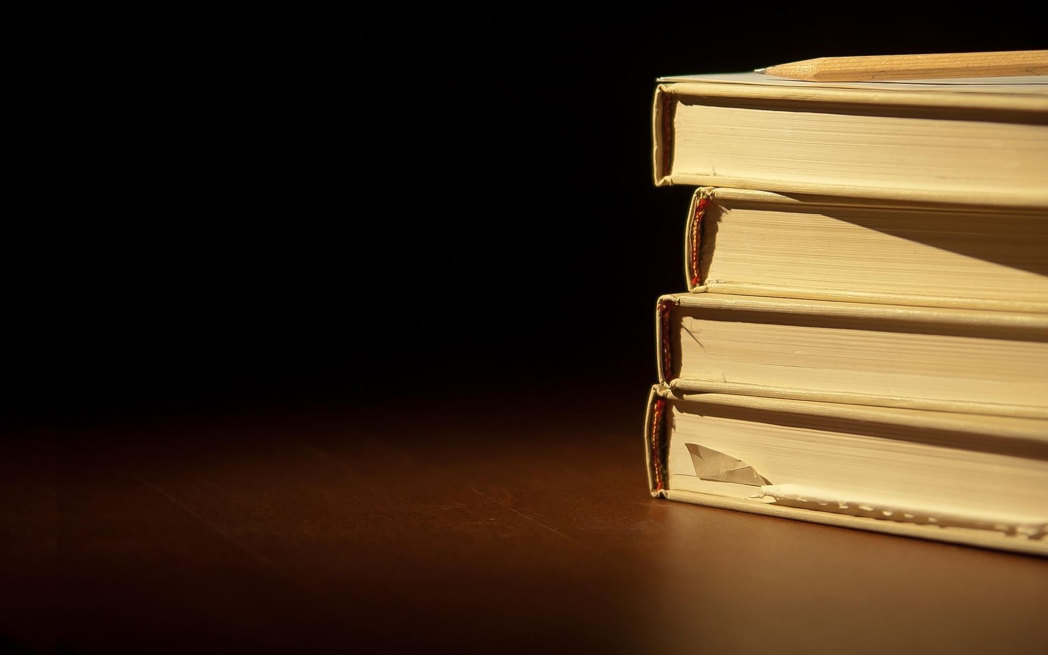 Книги фото для презентации Онлайн–встреча "Классические чтения" 2021, Старый Оскол - дата и место проведени