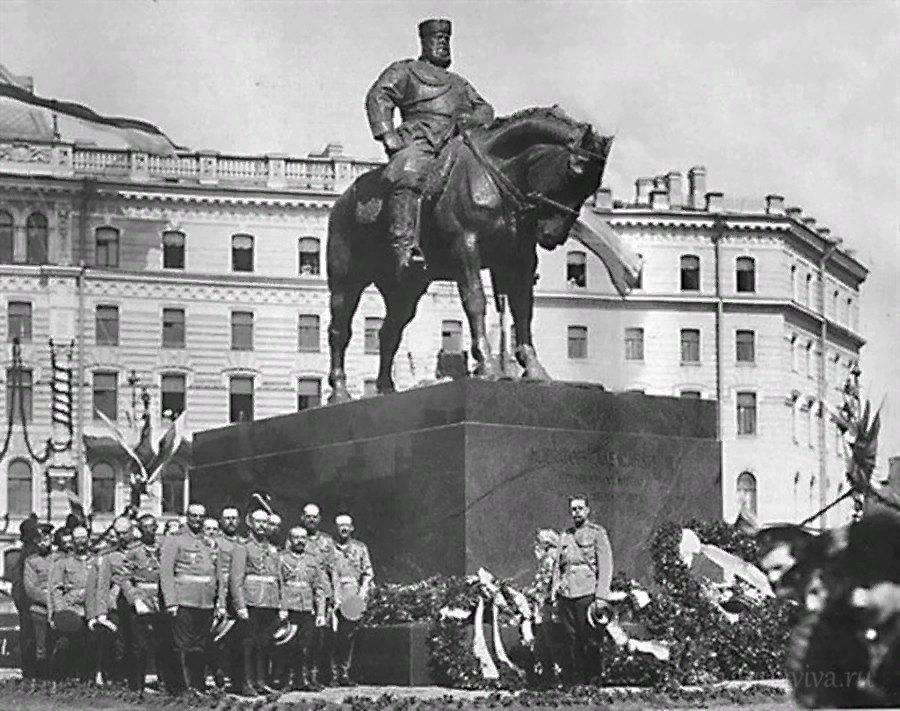 Памятник александру 3 в санкт петербурге