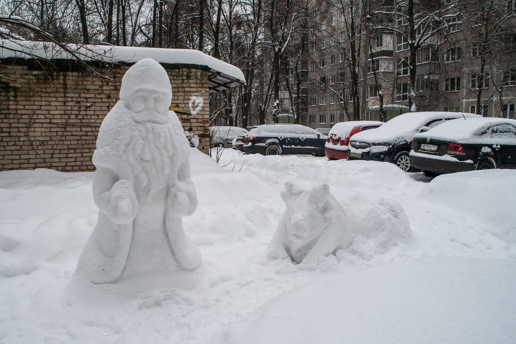 Во дворе стоит баба из снега картинки для детей