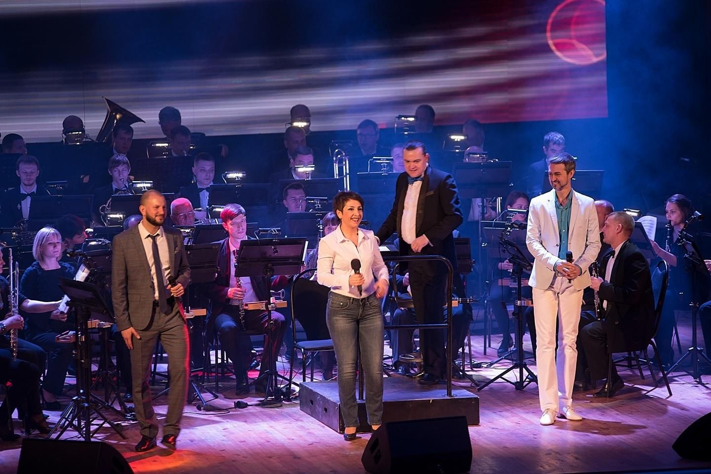 Трансляция «Уно моменто». Место проведения – Саратовская областная ...