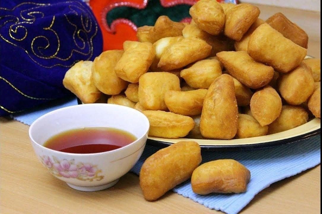 Казахская кухня бауырсак