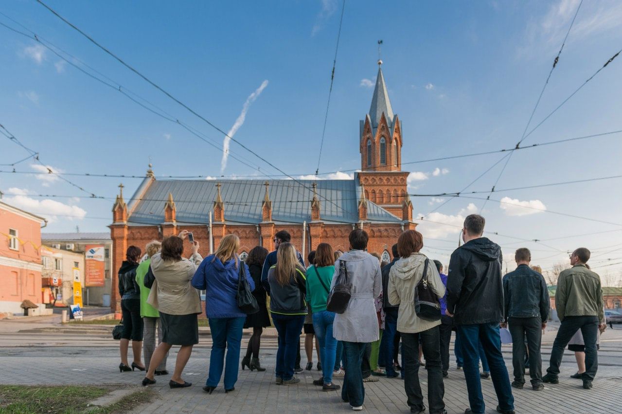 Экскурсия по городу. Мистическая прогулка с Августом Шодэ Ульяновск. Пешеходная экскурсия. Экскурсия по Ульяновску.