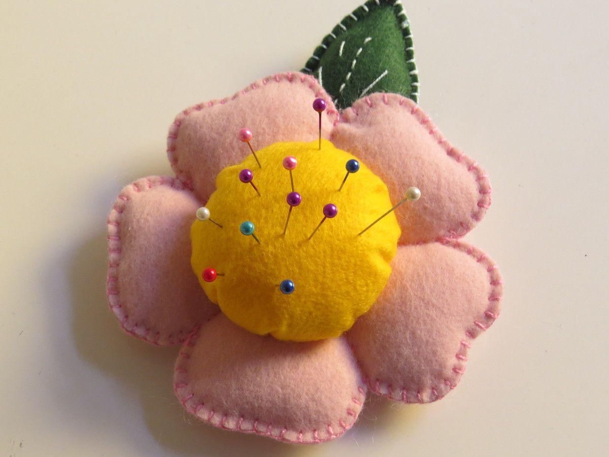 Купить игольница МП Студия 'Друзья' (ОР-192), 5*8 см, цены на Мегамаркет Артикул