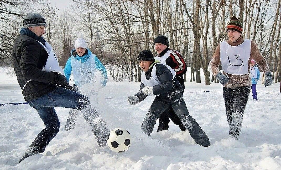 Фото зимний футбол