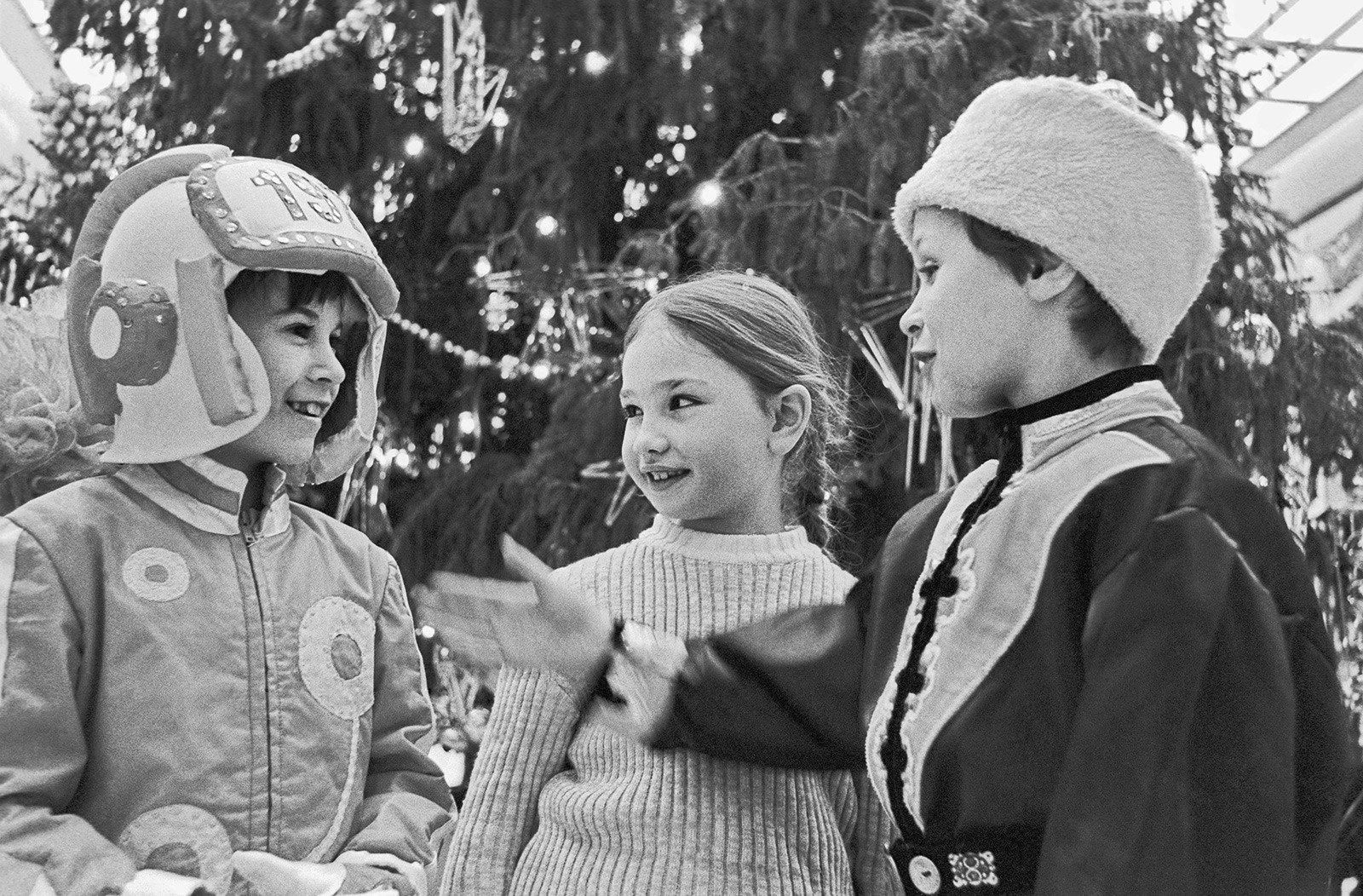 Дети ссср какого года. Новый год в СССР. Советский новый год дети. Новый год СССР детство. Новый год 1970.