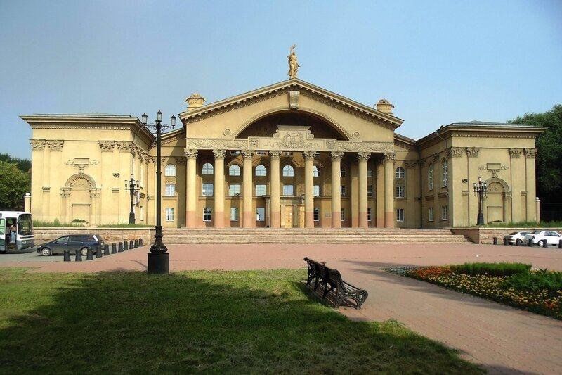 Челябинская область культурные проекты Дворец культуры Челябинского металлургического комбината. Подробная информация: 