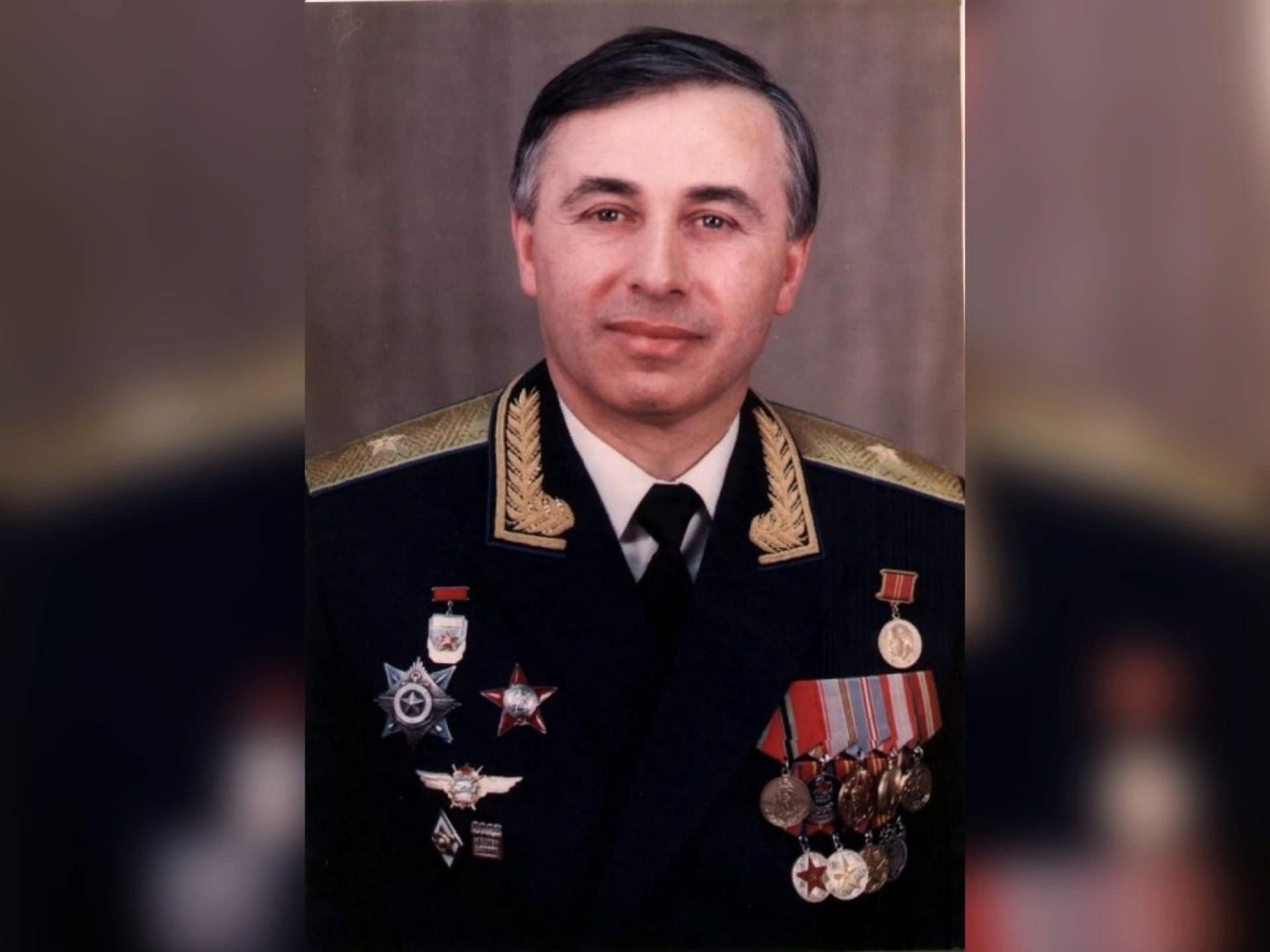 Генерал-майор авиации Суламбек Сусаркулович Осканов