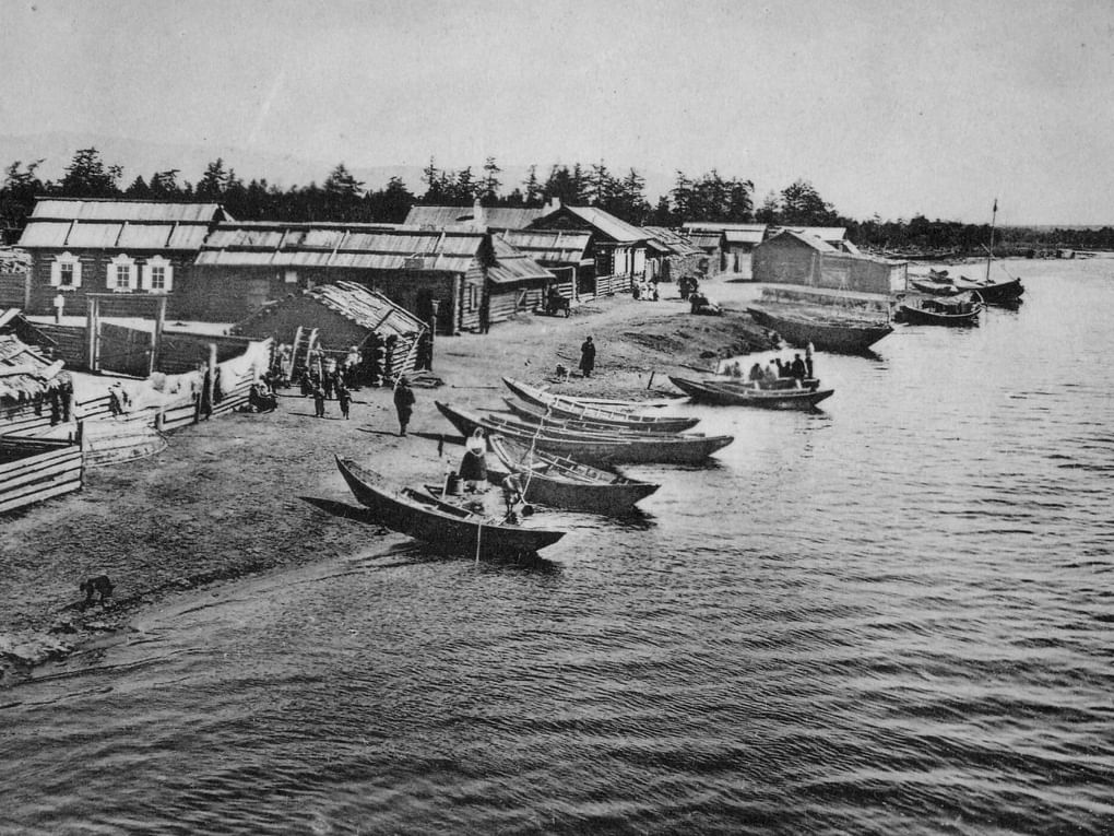 Подача поезда на ледокол. Озеро Байкал, Иркутская область. Начало ХХ века. Фотография: Ростовский областной музей краеведения, Ростов-на-Дону