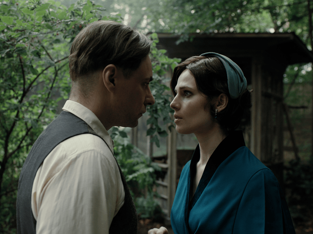 Кадр из художественного фильма Михаила Локшина «Мастер и Маргарита» (2024). Фотография: <a href="https://marsme.ru/voland" target="_blank">marsme.ru</a>
