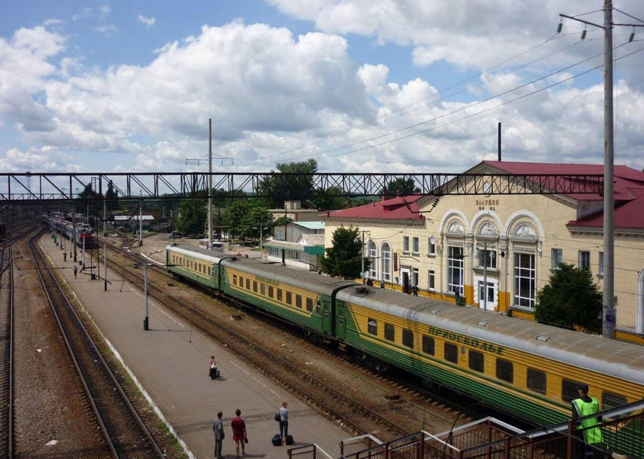 поезд старый оскол москва