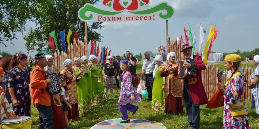 Основное изображение для события Национальный татарский праздник «Сабантуй»