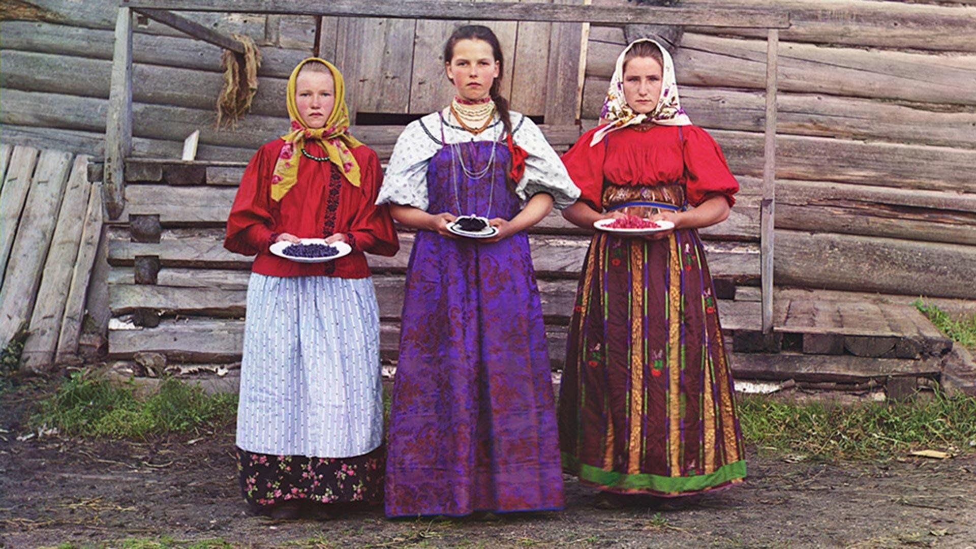 Как выглядели цветные фото