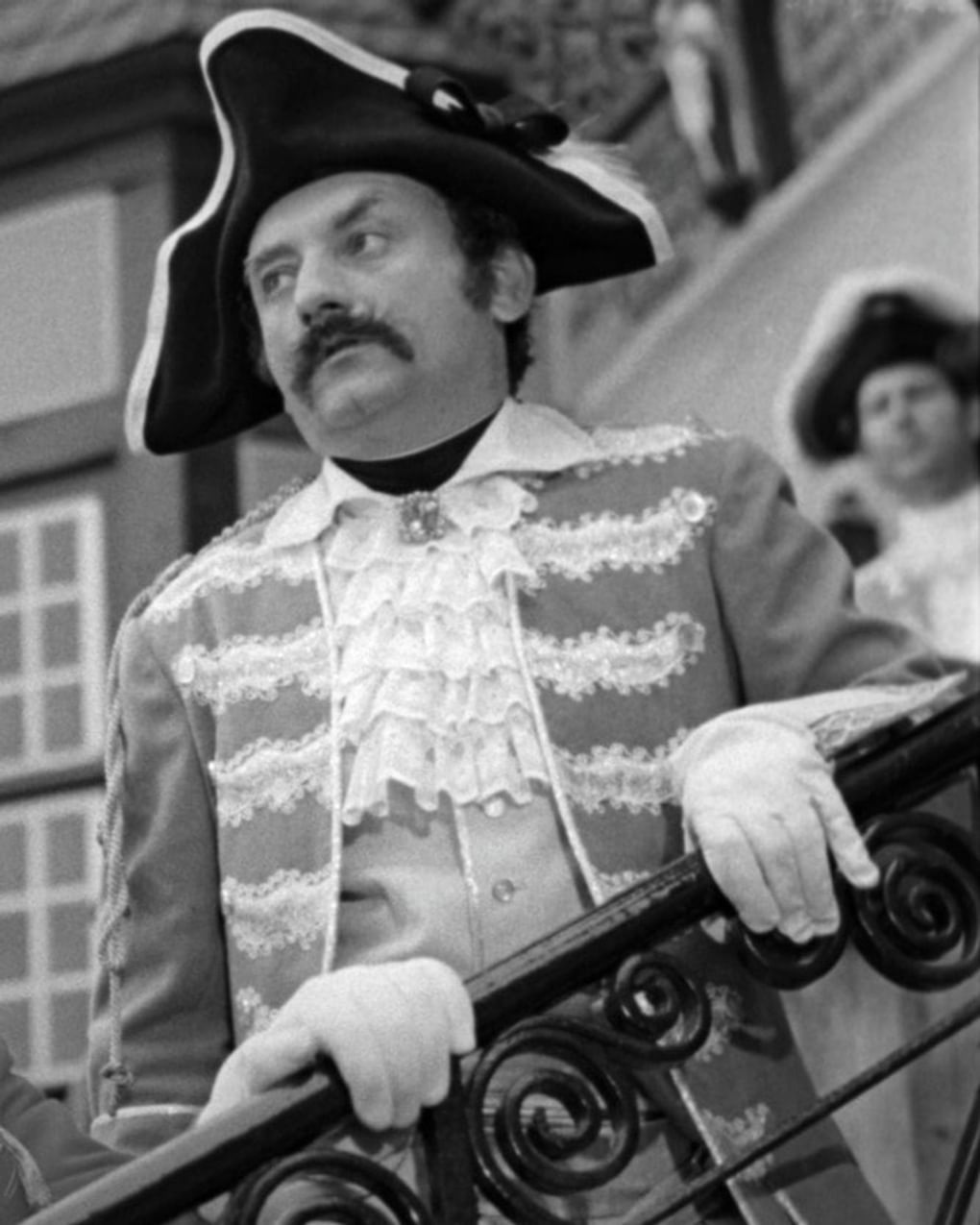 Семен Фарада в роли главнокомандующего в художественном фильме Марка Захарова «Тот самый Мюнхгаузен» (1979)